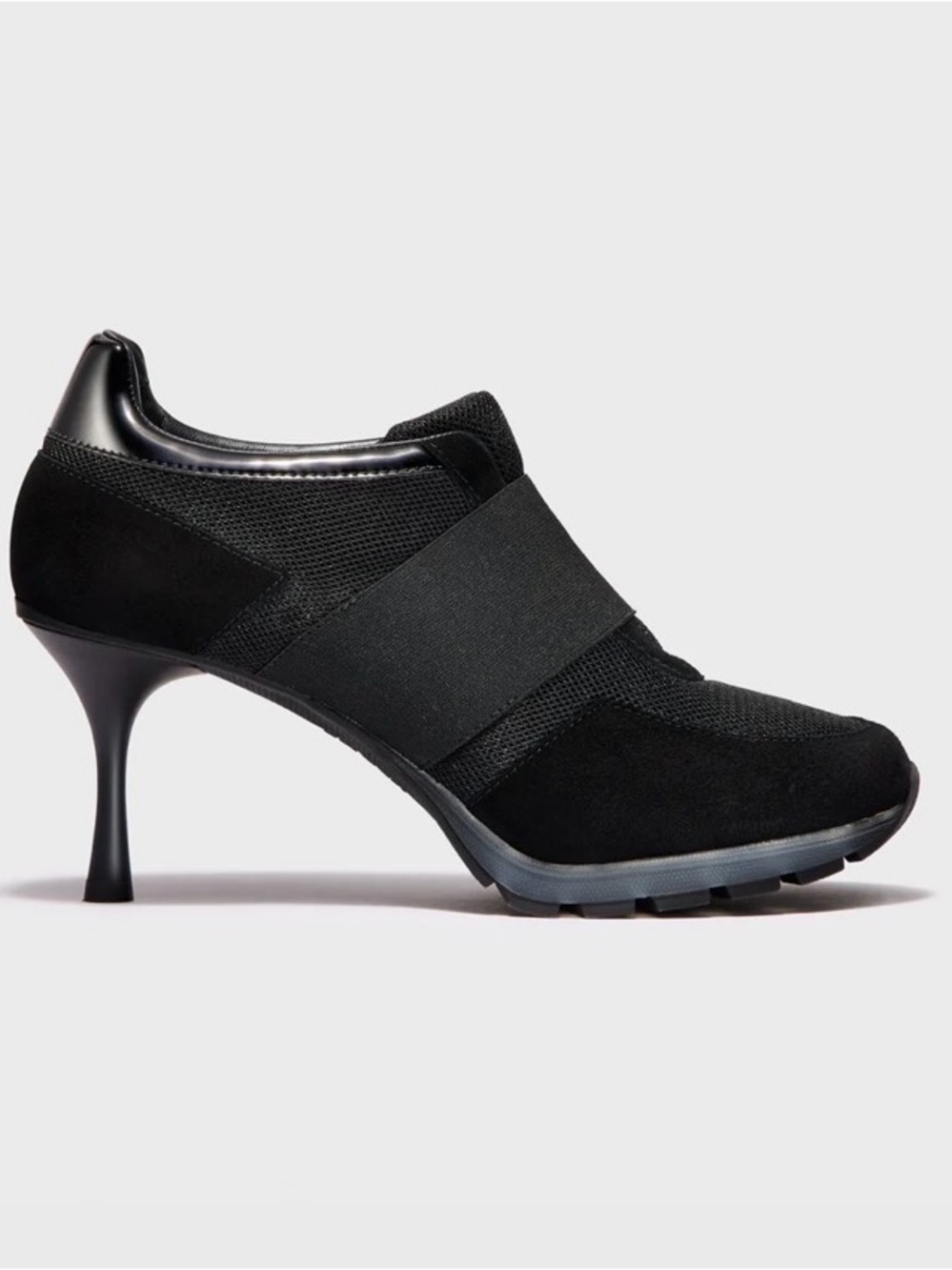 Brand new Sneex, Icon. Black Women's Slip-On High Heel Sneaker Size 7
